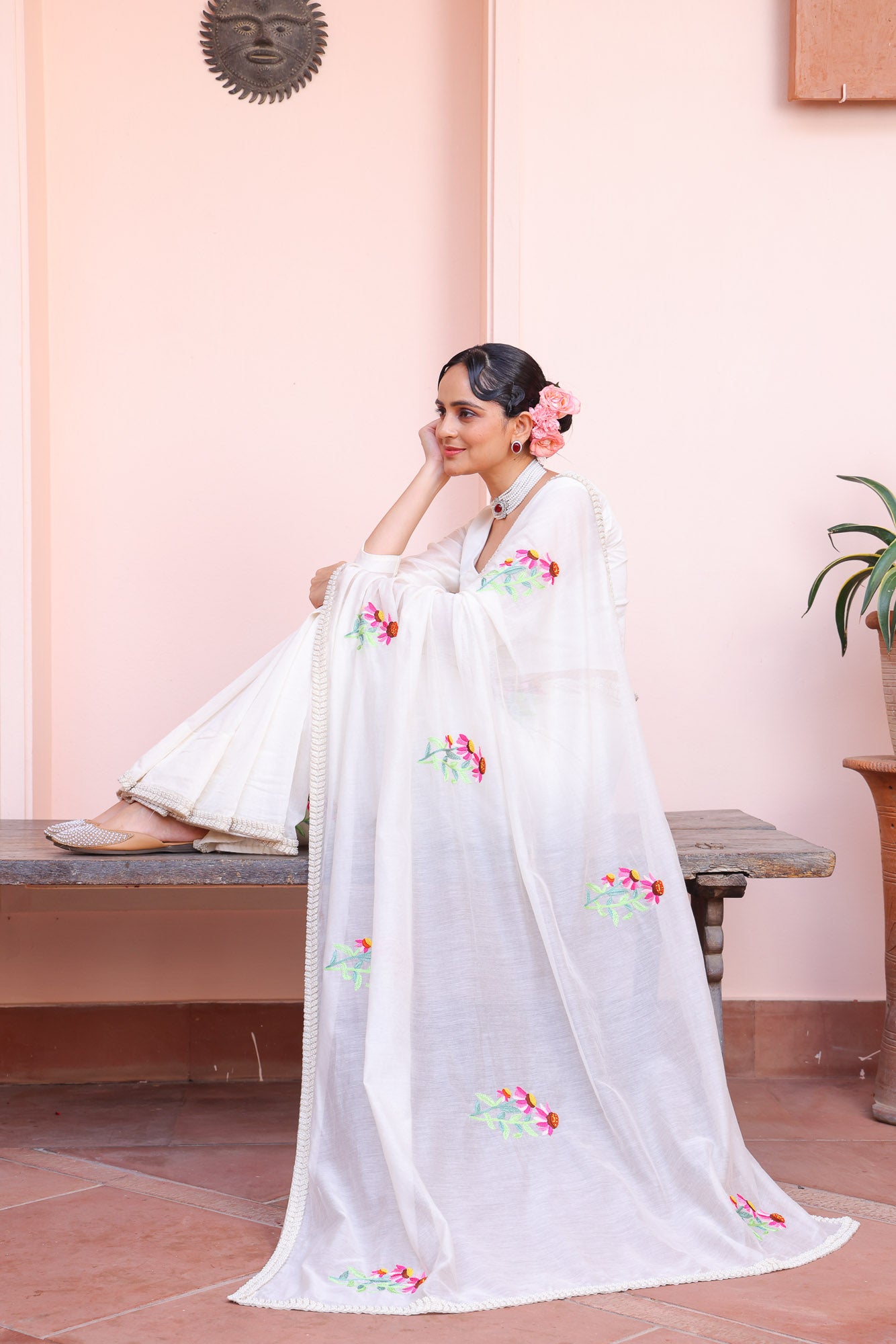 Saanvi Sari