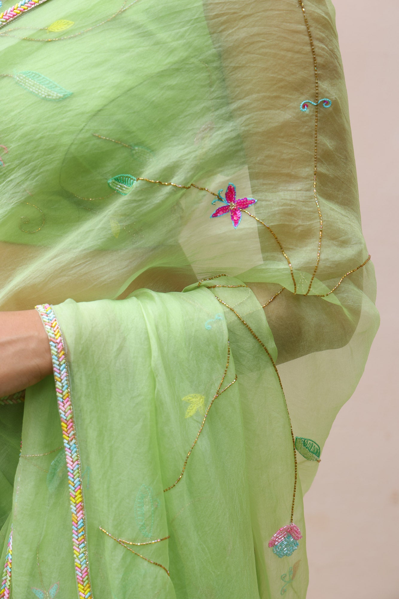 Aarunya Sari