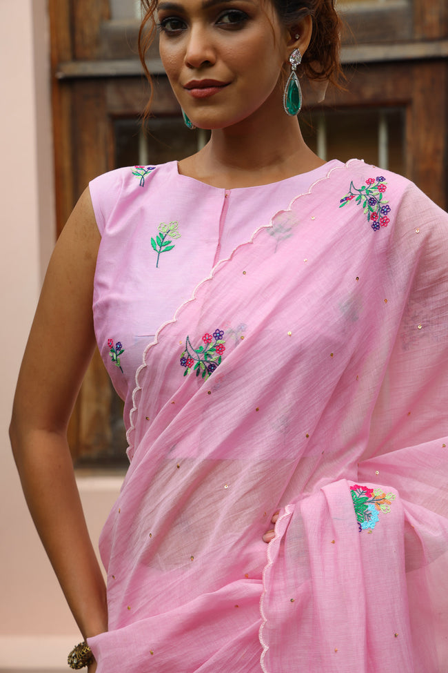 Gulnaar Saree
