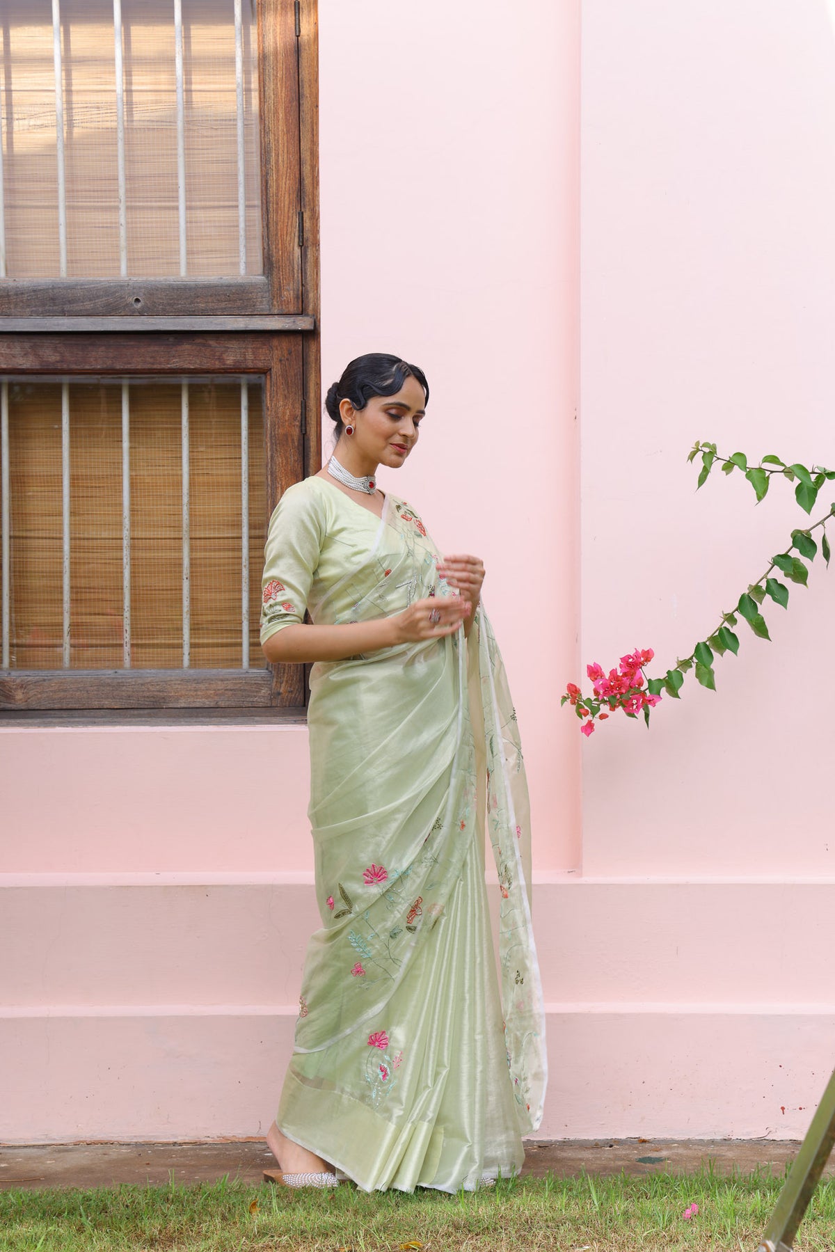 Gulrosh Saree