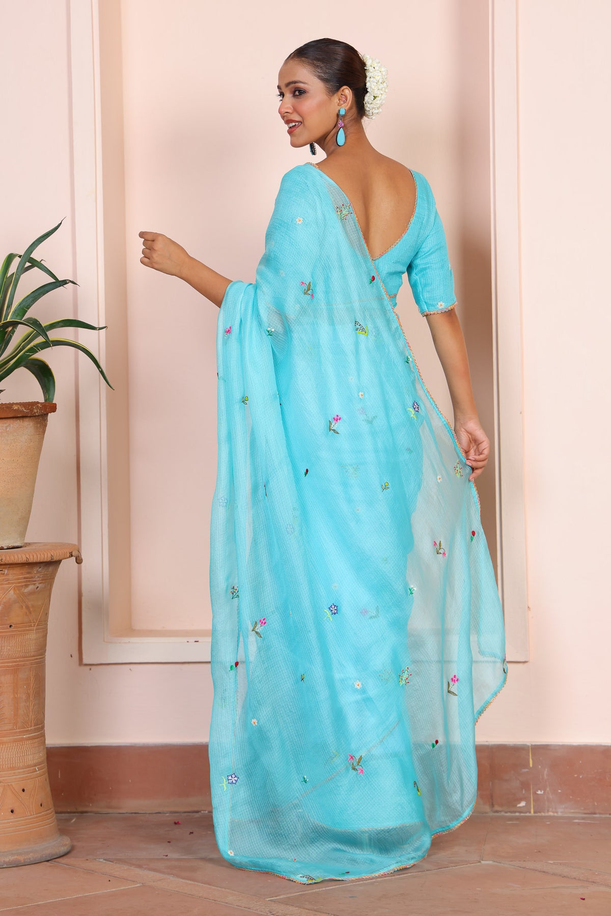 Jahnavi Saree