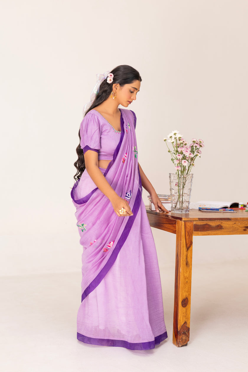 Mehroomi Saree